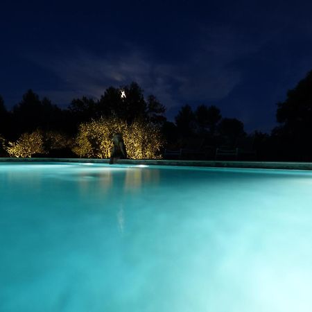 La Bergerie Des Colles Bed and Breakfast Entrecasteaux Buitenkant foto