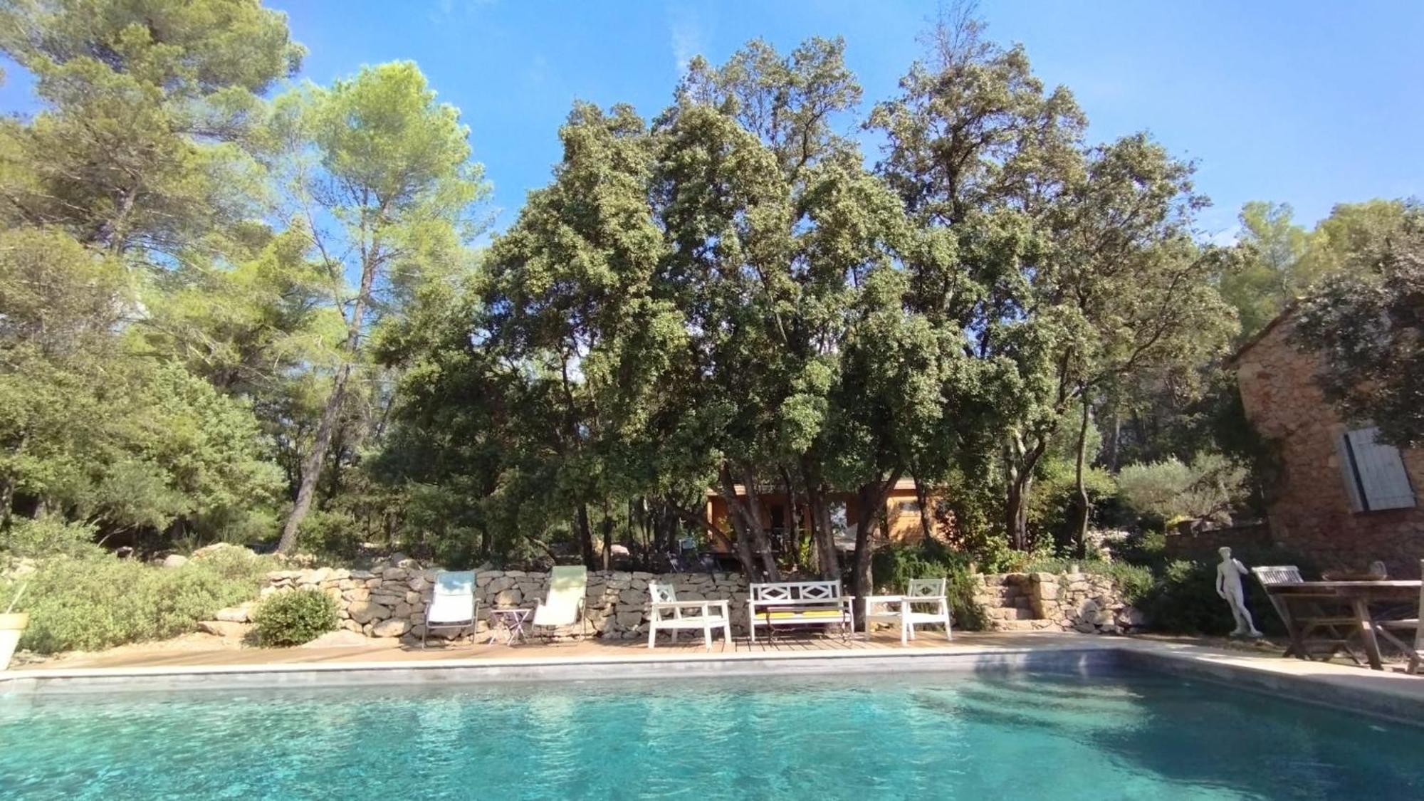 La Bergerie Des Colles Bed and Breakfast Entrecasteaux Buitenkant foto