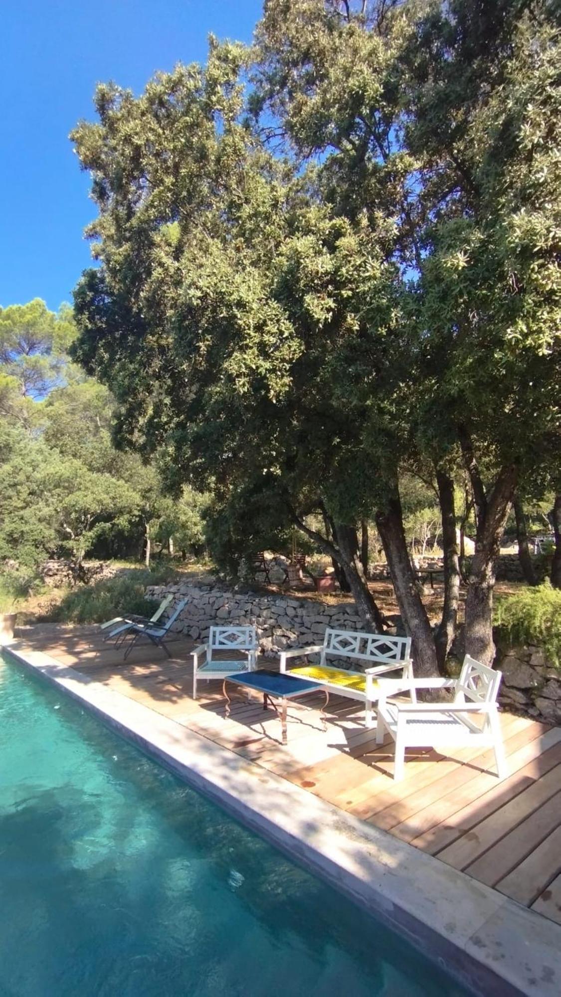 La Bergerie Des Colles Bed and Breakfast Entrecasteaux Buitenkant foto