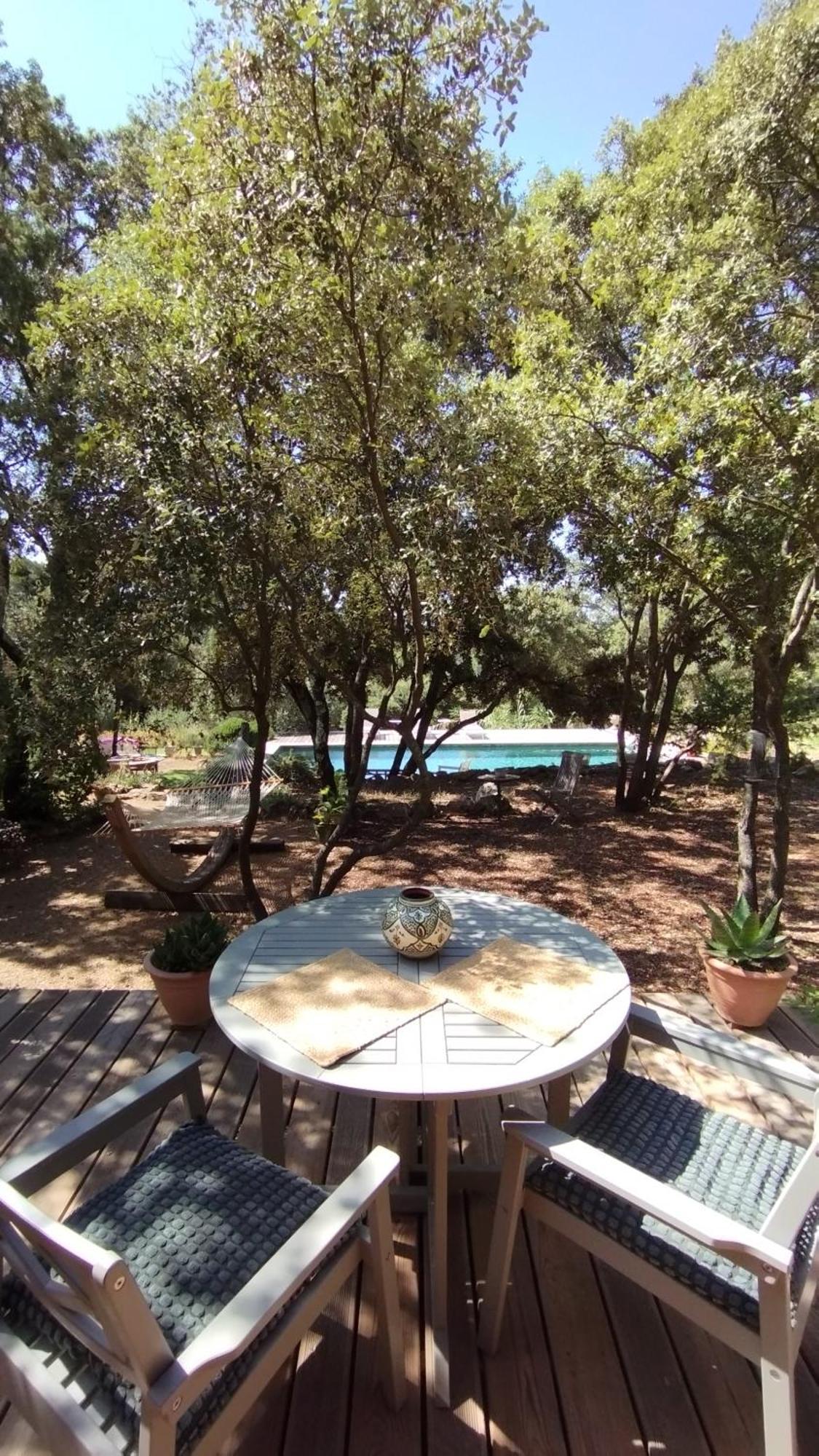La Bergerie Des Colles Bed and Breakfast Entrecasteaux Buitenkant foto